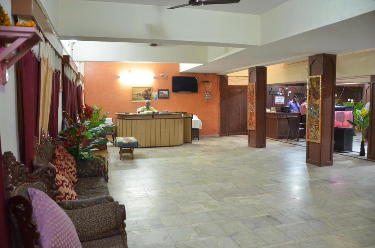 Puja Guest house